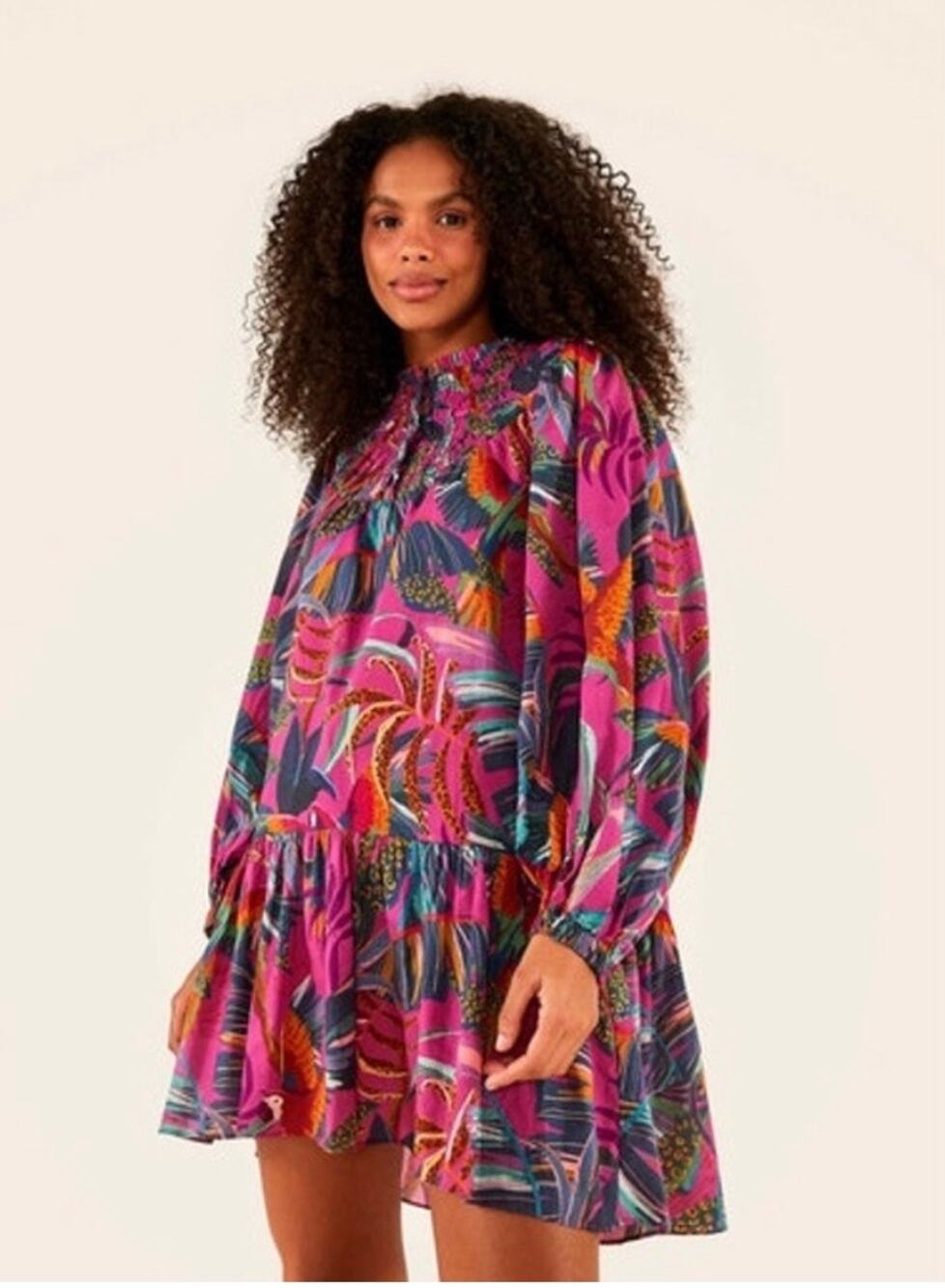 FARM Rio Rainbow Macaws Tiered Long Sleeve Mini Dress Tropical Bird Print - Med